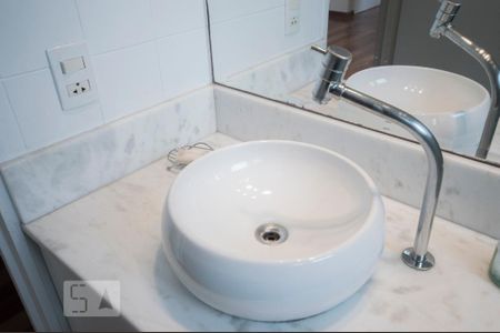 Detalhe Banheiro de apartamento para alugar com 2 quartos, 55m² em Vila Mariana, São Paulo