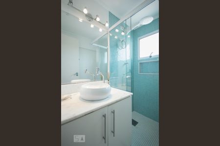 Banheiro de apartamento para alugar com 2 quartos, 55m² em Vila Mariana, São Paulo