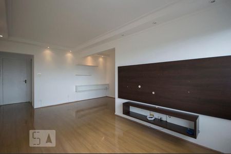 Sala de apartamento para alugar com 2 quartos, 68m² em Santo Amaro, São Paulo
