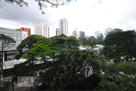 vista de apartamento à venda com 2 quartos, 70m² em Vila Suzana, São Paulo