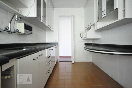 Apartamento à venda com 70m², 2 quartos e 2 vagascozinha