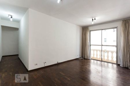Sala de apartamento para alugar com 2 quartos, 70m² em Campo Belo, São Paulo