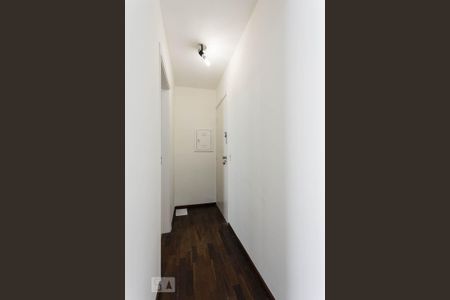 Entrada social de apartamento para alugar com 2 quartos, 70m² em Campo Belo, São Paulo