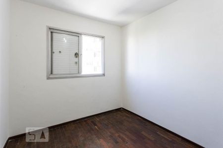 Quarto 1 de apartamento para alugar com 2 quartos, 70m² em Campo Belo, São Paulo