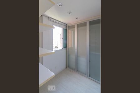 Apartamento para alugar com 65m², 1 quarto e 2 vagasCloset