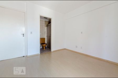 Suíte de apartamento para alugar com 2 quartos, 95m² em Vila Madalena, São Paulo