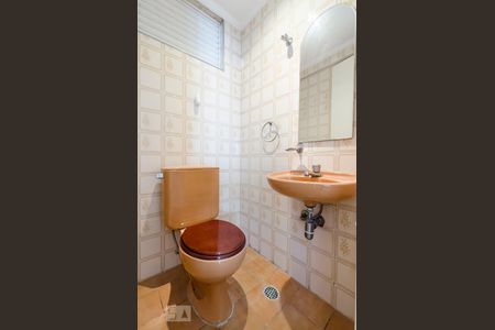 Lavabo de apartamento para alugar com 2 quartos, 95m² em Vila Madalena, São Paulo