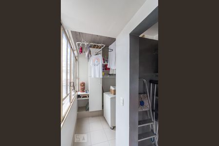 Apartamento à venda com 126m², 3 quartos e 1 vagaÁrea de serviço