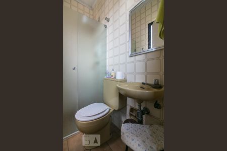 Apartamento à venda com 340m², 3 quartos e 4 vagasBanheiro de Serviço