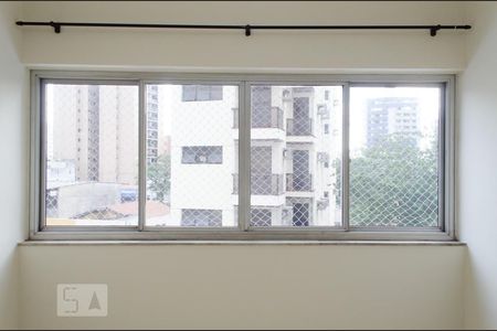 Sala de apartamento à venda com 4 quartos, 96m² em Cambuí, Campinas