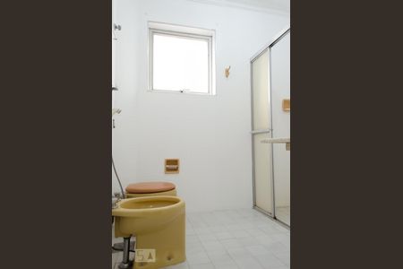 Apartamento à venda com 96m², 4 quartos e 1 vaga Apartamento à venda com 96m², 4 quartos e 1 vagaBanheiro