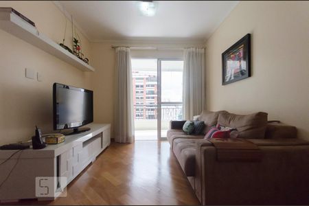 Apartamento para alugar com 86m², 3 quartos e sem vagaSala
