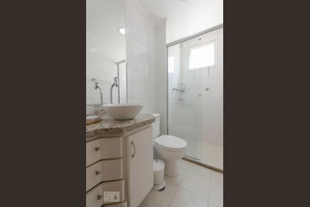 Apartamento para alugar com 86m², 3 quartos e sem vagaBanheiro