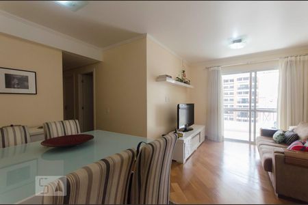 Apartamento para alugar com 86m², 3 quartos e sem vagaSala