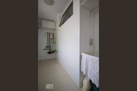 Apartamento à venda com 93m², 2 quartos e 1 vagaLavanderia