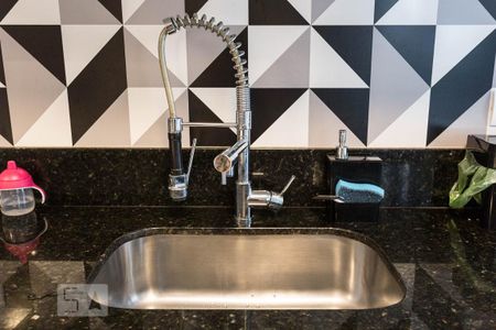 Apartamento à venda com 84m², 2 quartos e sem vaga Apartamento à venda com 84m², 2 quartos e sem vagaCozinha