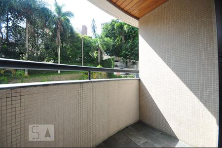 varanda de apartamento à venda com 1 quarto, 37m² em Vila Suzana, São Paulo