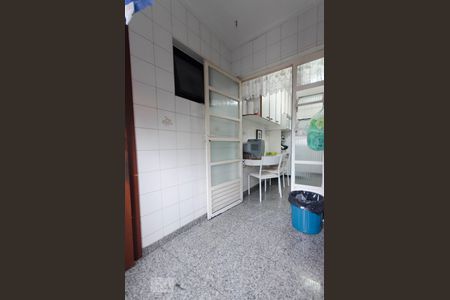 Apartamento à venda com 95m², 3 quartos e 2 vagasLavanderia