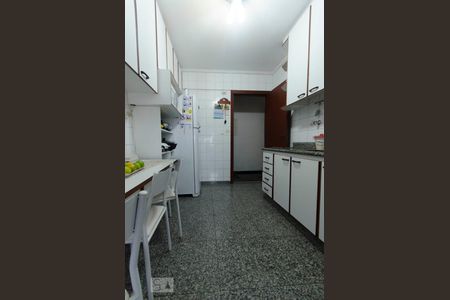 Apartamento à venda com 95m², 3 quartos e 2 vagasCozinha