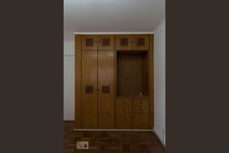 Quarto 1 (Armários) de apartamento para alugar com 4 quartos, 172m² em Vila Mariana, São Paulo