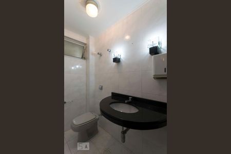 Lavabo de apartamento para alugar com 4 quartos, 172m² em Vila Mariana, São Paulo