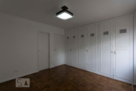 Apartamento para alugar com 172m², 4 quartos e 2 vagasQuarto 3 - Suíte