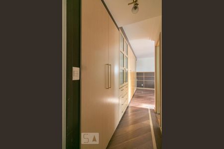 Suíte (armários) de apartamento à venda com 3 quartos, 146m² em Jardim, Santo André