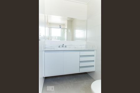Apartamento para alugar com 49m², 1 quarto e 1 vaga Apartamento para alugar com 49m², 1 quarto e 1 vagaBanheiro da Suíte