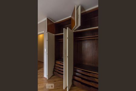 Apartamento à venda com 97m², 2 quartos e 1 vaga Apartamento à venda com 97m², 2 quartos e 1 vagaQuarto 1