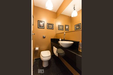 Apartamento à venda com 93m², 2 quartos e 1 vagaLavabo