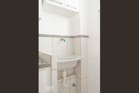 Área de serviço de apartamento para alugar com 2 quartos, 45m² em Vila Industrial, Campinas