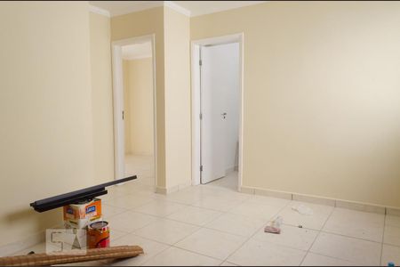 Sala de apartamento para alugar com 2 quartos, 45m² em Vila Industrial, Campinas