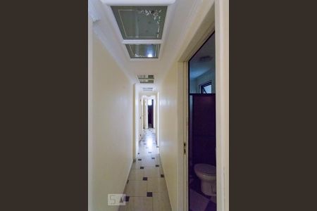 Corredor de apartamento para alugar com 2 quartos, 75m² em Macedo, Guarulhos