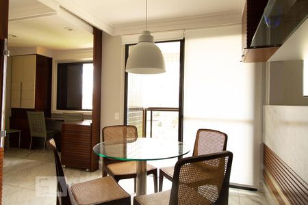 Sala de apartamento para alugar com 1 quarto, 57m² em Vila Nova Conceição, São Paulo