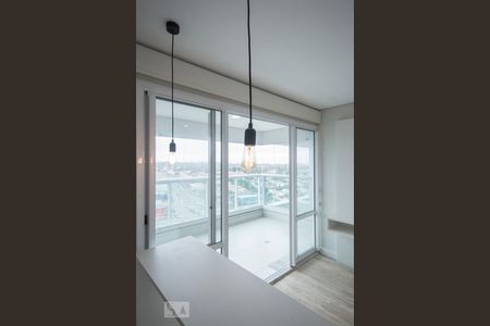 Detalhe Sala de apartamento para alugar com 1 quarto, 43m² em Jardim Aeroporto, São Paulo