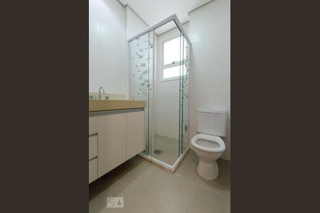 Banheiro de apartamento para alugar com 3 quartos, 132m² em Tamboré, Barueri