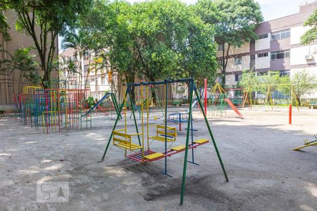 Apartamento à venda com 60m², 2 quartos e 1 vagaÁrea Comum - Playground