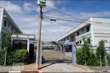 Apartamento à venda com 65m², 2 quartos e 1 vagaFachada do condomínio