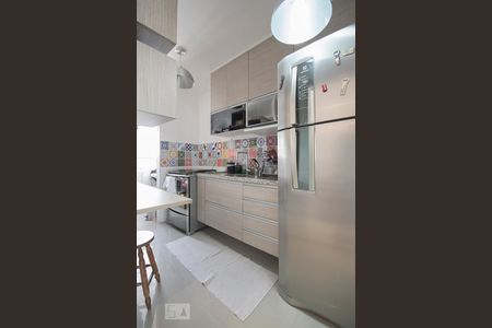 Apartamento à venda com 76m², 3 quartos e 2 vagas Apartamento à venda com 76m², 3 quartos e 2 vagasCozinha