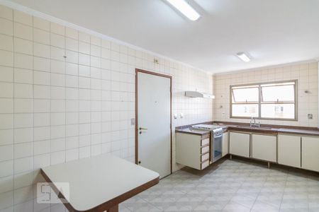 Apartamento à venda com 135m², 3 quartos e 2 vagasCozinha