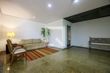 Apartamento à venda com 172m², 2 quartos e 1 vaga Apartamento à venda com 172m², 2 quartos e 1 vagaÁrea comum