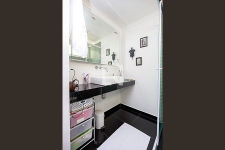 Apartamento à venda com 172m², 2 quartos e 1 vaga Apartamento à venda com 172m², 2 quartos e 1 vagaSuíte 1 - Banheiro