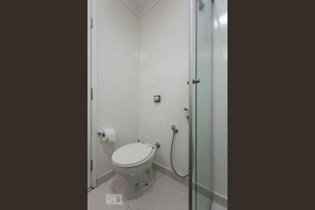 Apartamento à venda com 172m², 2 quartos e 1 vaga Apartamento à venda com 172m², 2 quartos e 1 vagaBanheiro da suíte 2