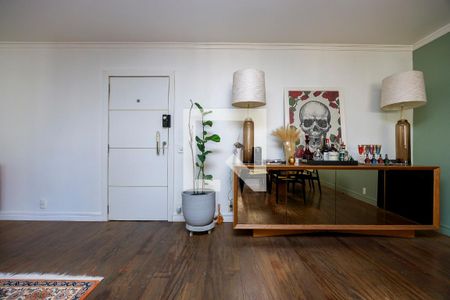 Apartamento à venda com 172m², 2 quartos e 1 vaga Apartamento à venda com 172m², 2 quartos e 1 vagaSala