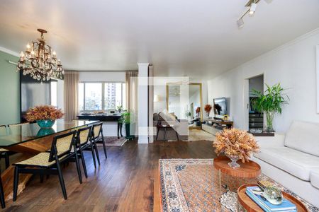 Apartamento à venda com 172m², 2 quartos e 1 vaga Apartamento à venda com 172m², 2 quartos e 1 vagaSala