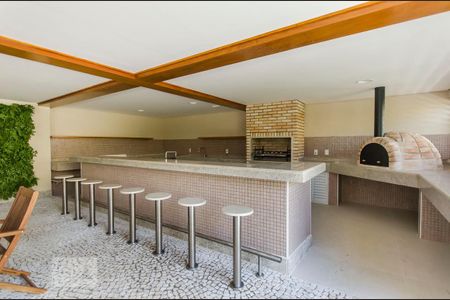 Apartamento à venda com 70m², 2 quartos e 1 vagaChurrasqueira