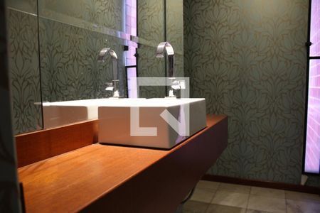 Apartamento à venda com 184m², 4 quartos e 3 vagasLavabo