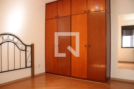 Apartamento à venda com 184m², 4 quartos e 3 vagasSuíte 1