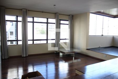 Apartamento à venda com 184m², 4 quartos e 3 vagasSala de Estar