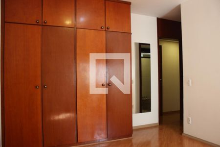 Apartamento à venda com 184m², 4 quartos e 3 vagasSuíte 1